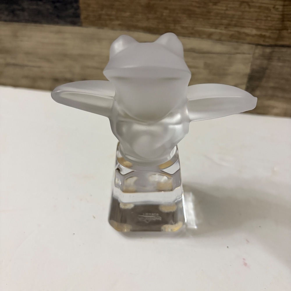 Cristal de Sevres France Frosted Crystal Frog Figurine Art Glass Paperweight